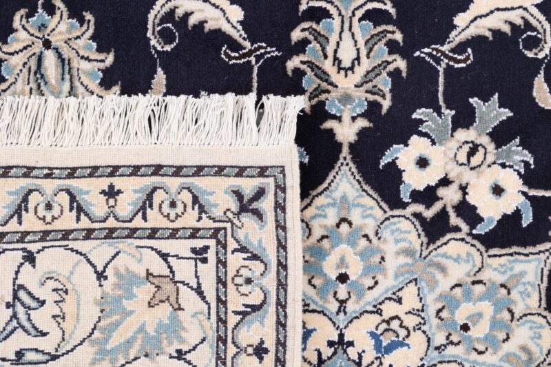 Nain Persian Rug 168 × 238 cm, Wool and Silk, hand-knotted — view 7