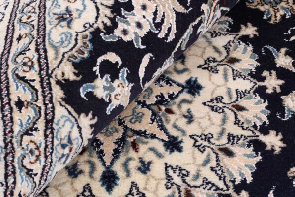 Nain Persian Rug 171 × 258 cm, Wool and Silk, hand-knotted — view 8
