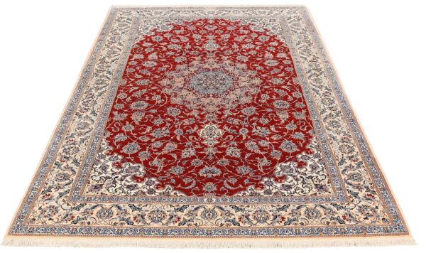 Nain Persian Rug 175 × 292 cm, Wool and Silk, hand-knotted — view 2 Nain Persian Rug 175 × 292 cm, Wool and Silk, hand-knotted — view 2