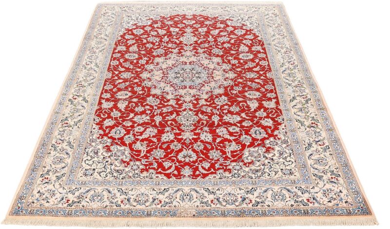 Nain Persian Rug 175 × 292 cm, Wool and Silk, hand-knotted — view 4 Nain Persian Rug 175 × 292 cm, Wool and Silk, hand-knotted — view 4