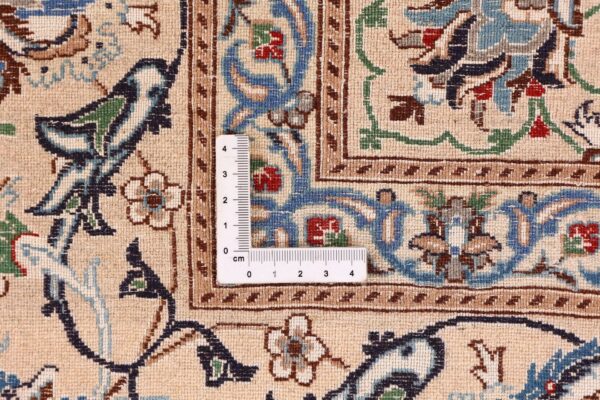 Nain Persian Rug 175 × 292 cm, Wool and Silk, hand-knotted — view 9 Nain Persian Rug 175 × 292 cm, Wool and Silk, hand-knotted — view 9