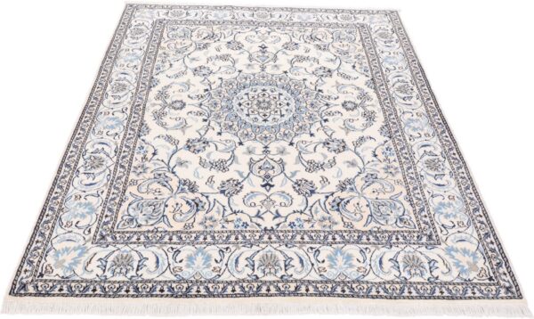 Nain Persian Rug 190 × 242 cm, Wool and Silk, hand-knotted — view 3