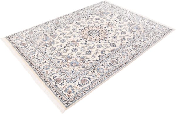 Nain Persian Rug 200 × 294 cm, Wool and Silk, hand-knotted — view 5
