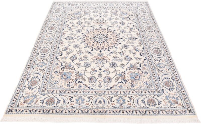Nain Persian Rug 200 × 294 cm, Wool and Silk, hand-knotted — view 3