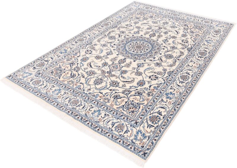Nain Persian Rug 200 × 295 cm, Wool and Silk, hand-knotted — view 4