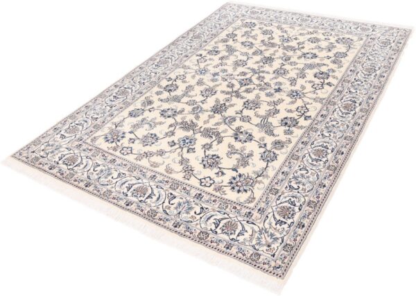 Nain Persian Rug 200 × 298 cm, Wool and Silk, hand-knotted — view 4 Nain Persian Rug 200 × 298 cm, Wool and Silk, hand-knotted — view 4