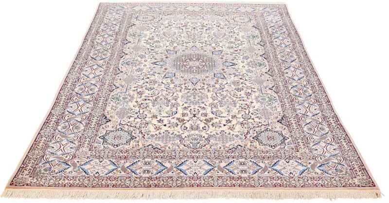 Nain Persian Rug 200 × 303 cm, Wool and Silk, hand-knotted — view 4 Nain Persian Rug 200 × 303 cm, Wool and Silk, hand-knotted — view 4