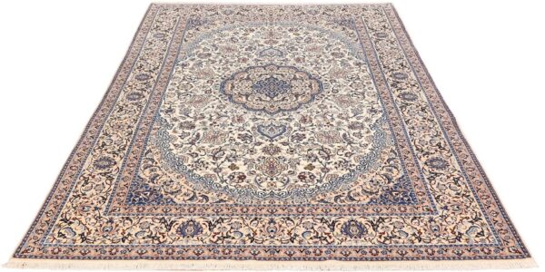 Nain Persian Rug 204 × 321 cm, Wool and Silk, hand-knotted — view 2 Nain Persian Rug 204 × 321 cm, Wool and Silk, hand-knotted — view 2
