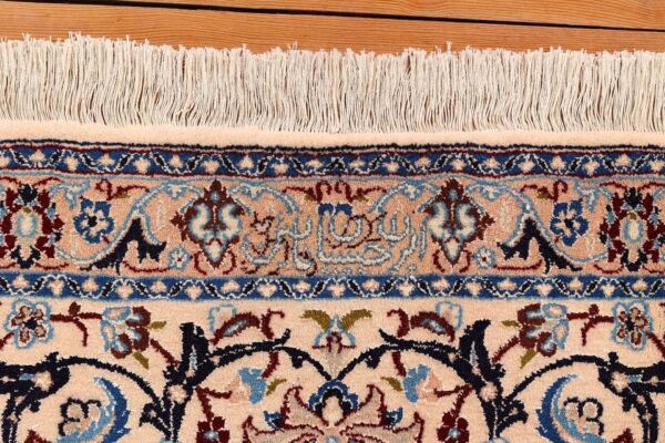 Nain Persian Rug 204 × 321 cm, Wool and Silk, hand-knotted — view 6 Nain Persian Rug 204 × 321 cm, Wool and Silk, hand-knotted — view 6