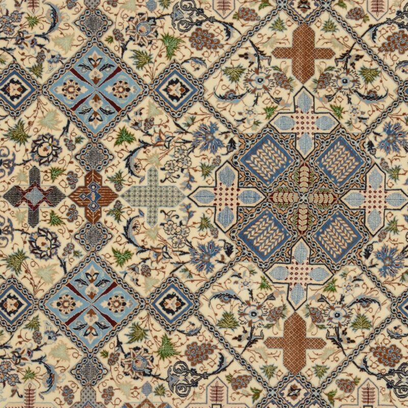 Nain Persian Rug 212 × 330 cm, Wool and Silk, hand-knotted — view 4