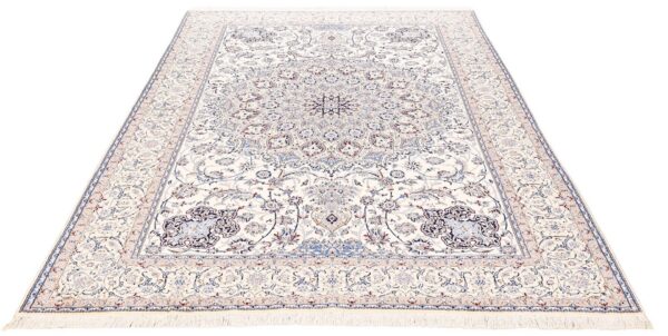 Nain Persian Rug 220 × 320 cm, Wool and Silk, hand-knotted — view 4
