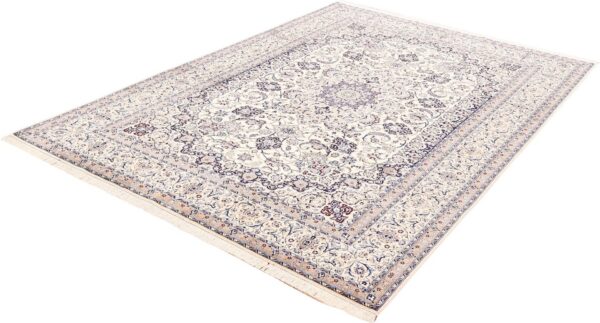 Nain Persian Rug 224 × 317 cm, Wool and Silk, hand-knotted — view 5 Nain Persian Rug 224 × 317 cm, Wool and Silk, hand-knotted — view 5