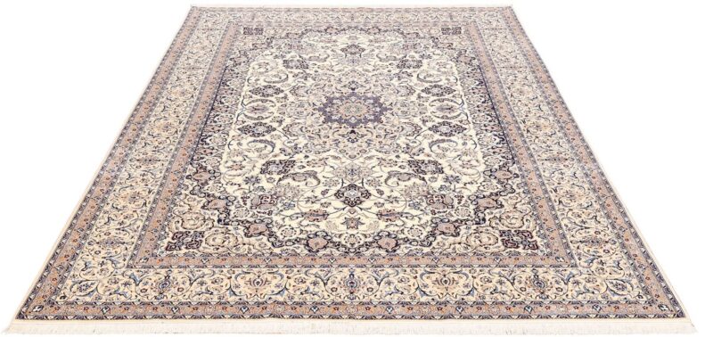 Nain Persian Rug 224 × 317 cm, Wool and Silk, hand-knotted — view 2 Nain Persian Rug 224 × 317 cm, Wool and Silk, hand-knotted — view 2