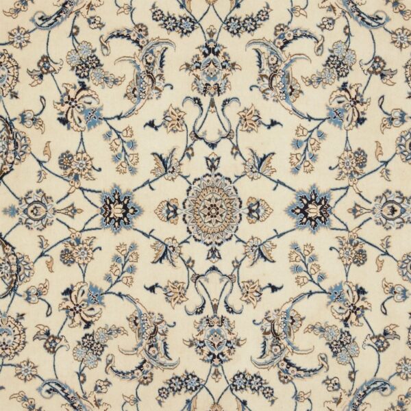 Nain Persian Rug 240 × 345 cm, Wool and Silk, hand-knotted — view 4