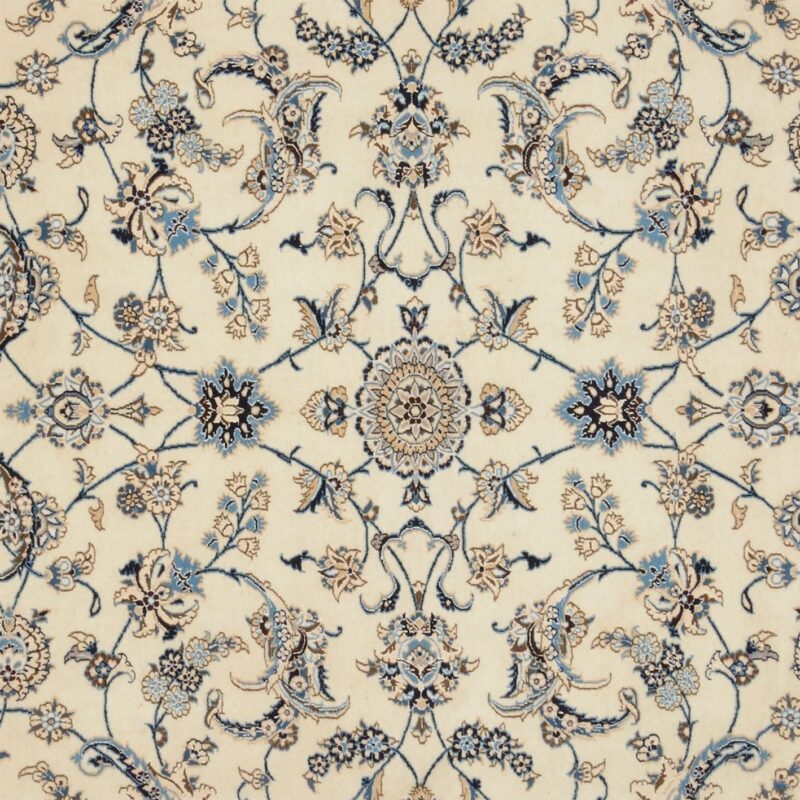 Nain Persian Rug 240 × 345 cm, Wool and Silk, hand-knotted — view 4