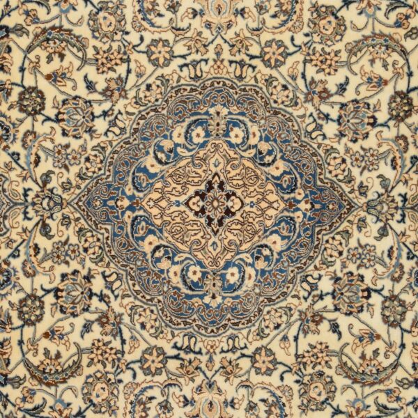 Nain Persian Rug 241 × 335 cm, Wool and Silk, hand-knotted — view 4