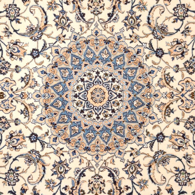 Nain Persian Rug 242 × 363 cm, Wool and Silk, hand-knotted — view 4