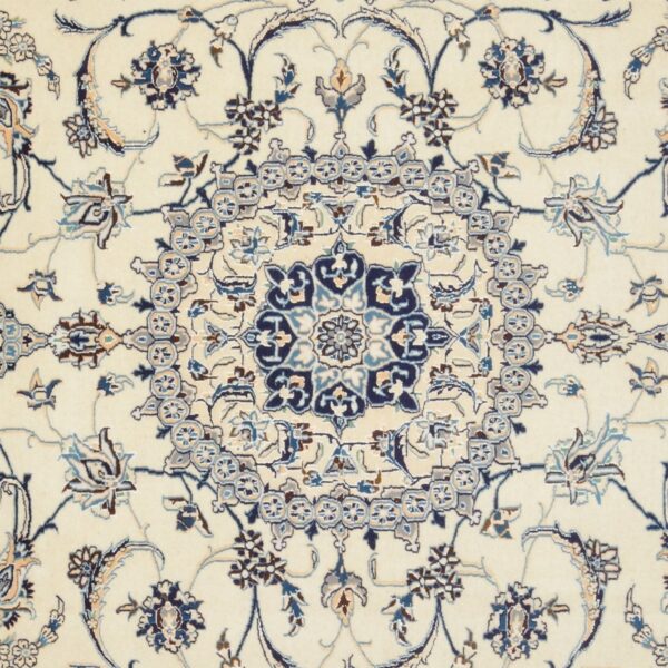 Nain Persian Rug 245 × 353 cm, Wool and Silk, hand-knotted — view 4