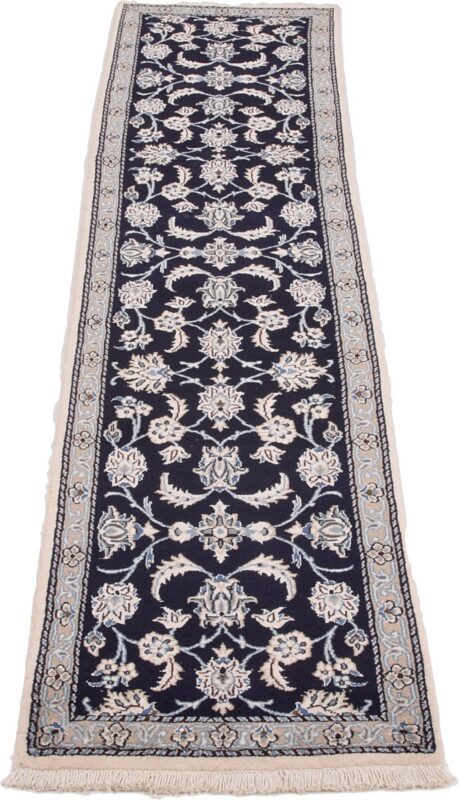 Nain Persian Rug 68 × 303 cm, Wool and Silk, hand-knotted — view 3 Nain Persian Rug 68 × 303 cm, Wool and Silk, hand-knotted — view 3