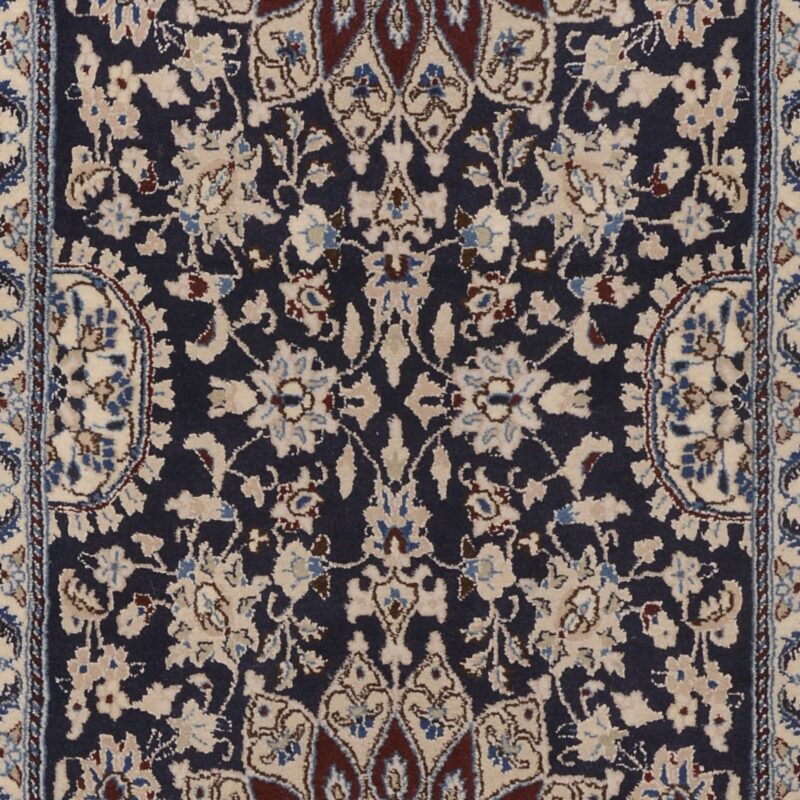 Nain Persian Rug 78 × 212 cm, Wool and Silk, hand-knotted — view 5