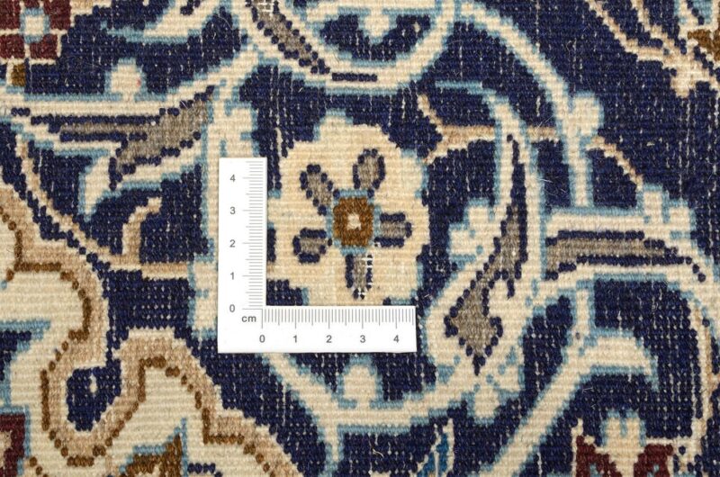 Nain Persian Rug 96 × 390 cm, Wool and Silk, hand-knotted — view 3