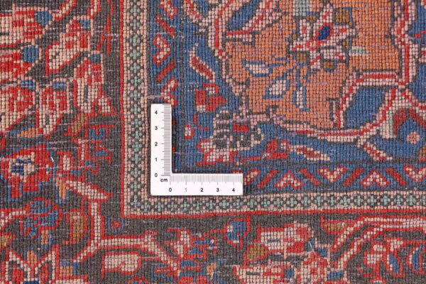 Sarouk Persian Rug 125 × 195 cm, Wool, hand-knotted — view 9