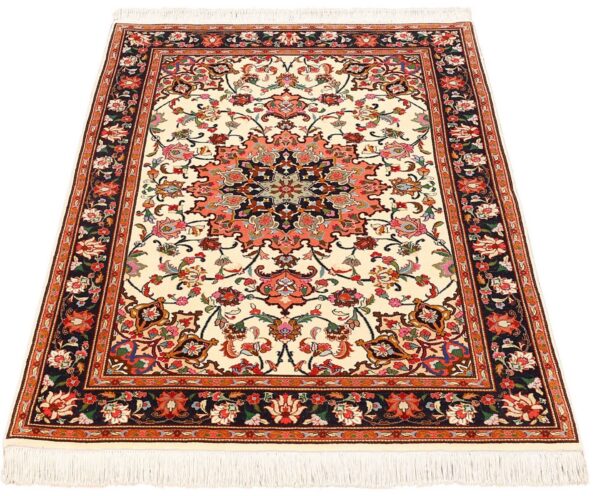 Tabriz Persian Rug 102 × 156 cm, Wool and Silk, hand-knotted — view 2
