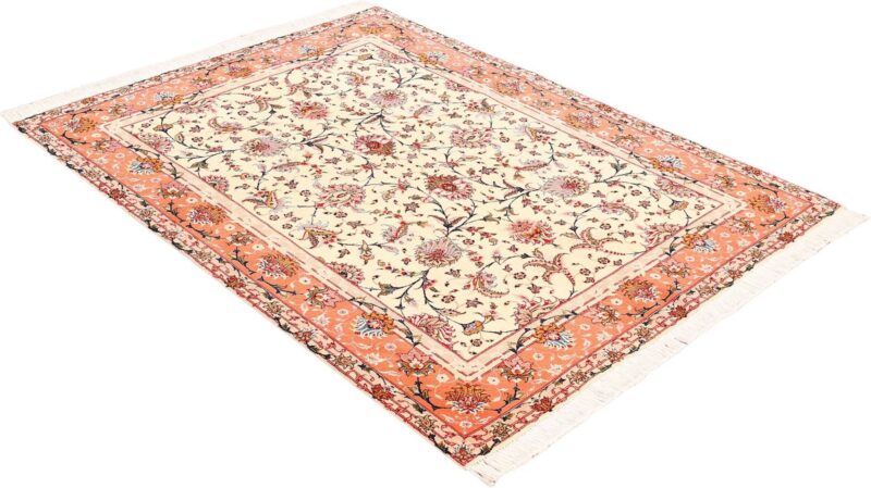Tabriz Persian Rug 150 × 197 cm, Wool and Silk, hand-knotted — view 4