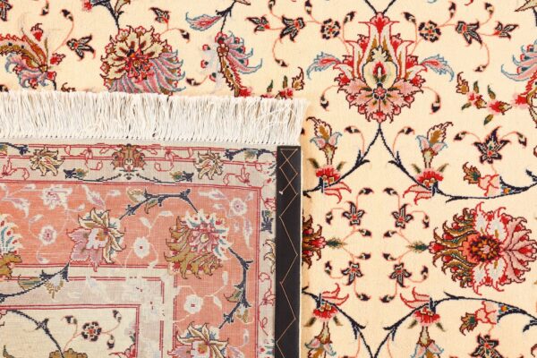 Tabriz Persian Rug 150 × 197 cm, Wool and Silk, hand-knotted — view 7