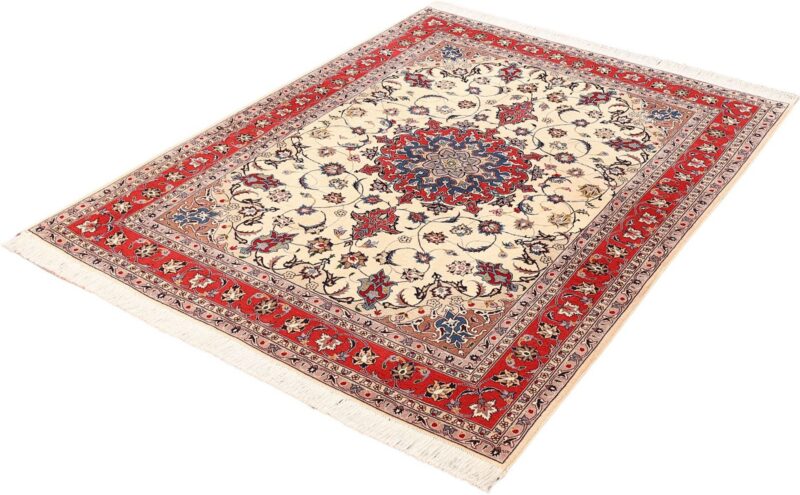 Tabriz Persian Rug 153 × 202 cm, Wool and Silk, hand-knotted — view 3
