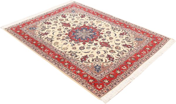 Tabriz Persian Rug 153 × 202 cm, Wool and Silk, hand-knotted — view 4