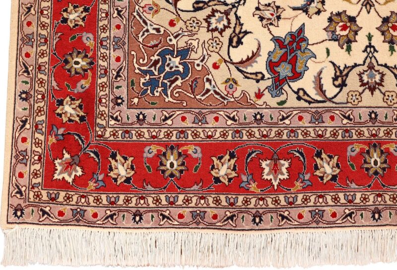 Tabriz Persian Rug 153 × 202 cm, Wool and Silk, hand-knotted — view 5