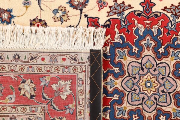 Tabriz Persian Rug 153 × 202 cm, Wool and Silk, hand-knotted — view 7
