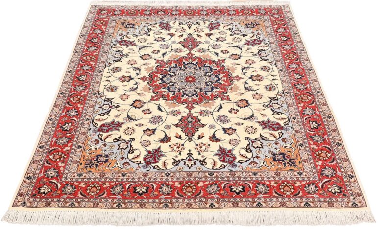 Tabriz Persian Rug 155 × 215 cm, Wool and Silk, hand-knotted — view 2