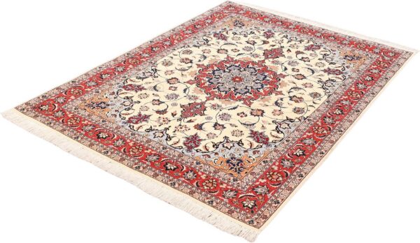 Tabriz Persian Rug 155 × 215 cm, Wool and Silk, hand-knotted — view 3