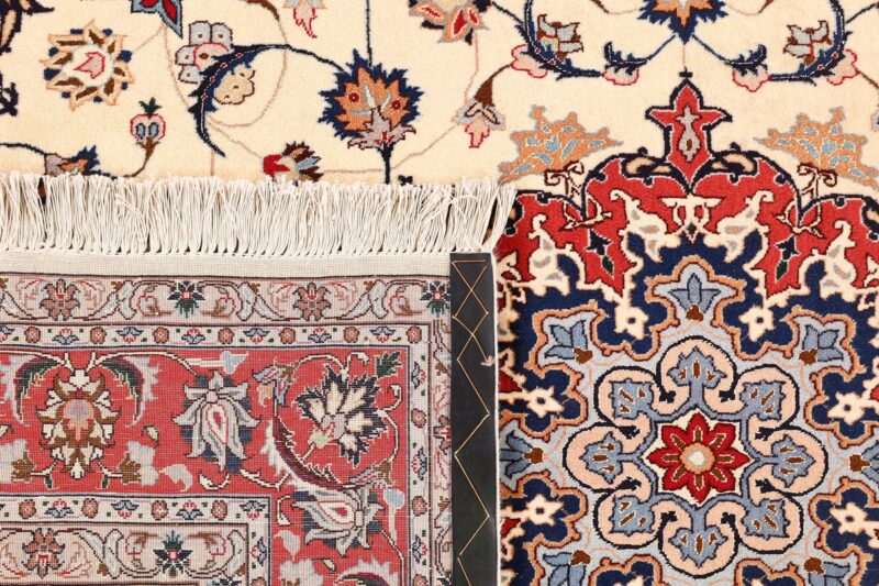 Tabriz Persian Rug 155 × 215 cm, Wool and Silk, hand-knotted — view 7