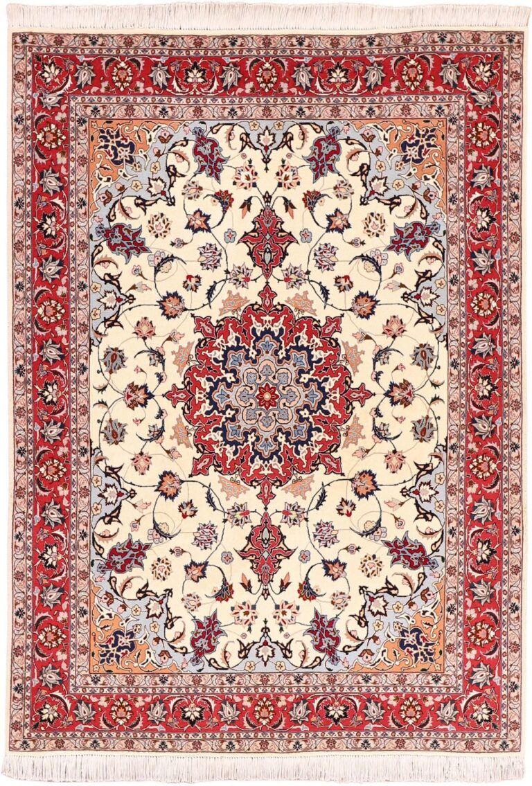 Tabriz Persian Rug 155 × 215 cm, Wool and Silk, hand-knotted