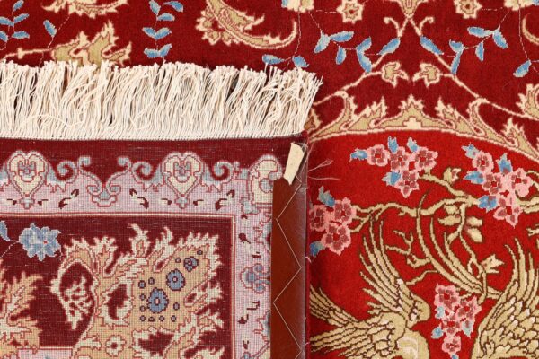 Tabriz Persian Rug 156 × 208 cm, Wool and Silk, hand-knotted — view 7 Tabriz Persian Rug 156 × 208 cm, Wool and Silk, hand-knotted — view 7