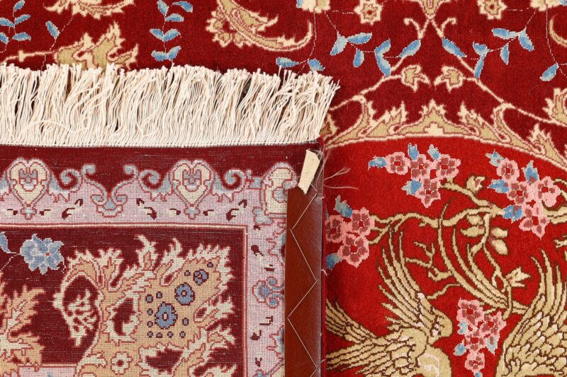 Tabriz Persian Rug 156 × 208 cm, Wool and Silk, hand-knotted — view 7 Tabriz Persian Rug 156 × 208 cm, Wool and Silk, hand-knotted — view 7