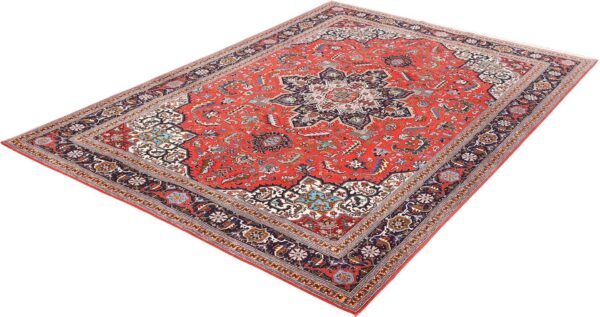 Tabriz Persian Rug 204 × 312 cm, Wool and Silk, hand-knotted — view 5