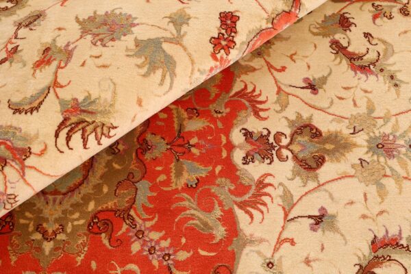 Tabriz Persian Rug 205 × 300 cm, Wool and Silk, hand-knotted — view 8