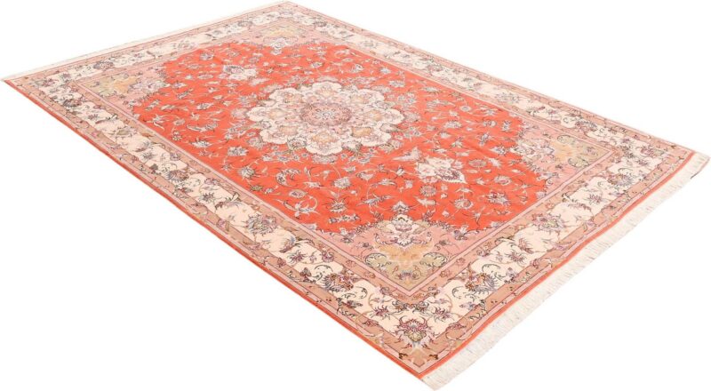 Tabriz Persian Rug 205 × 302 cm, Wool and Silk, hand-knotted — view 4