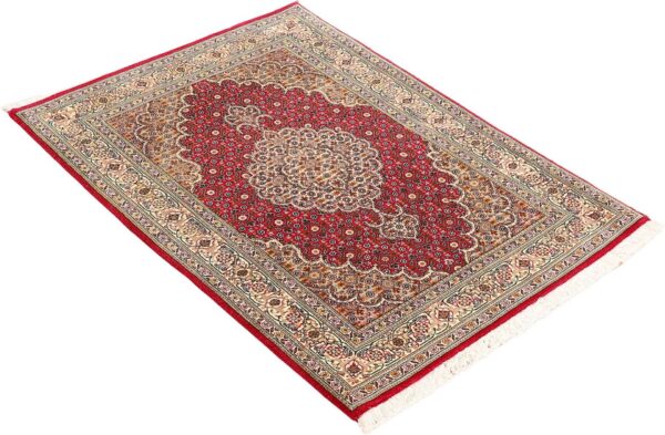 Tabriz Persian Rug 85 × 120 cm, Wool and Silk, hand-knotted — view 4