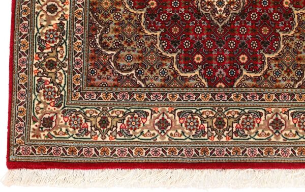 Tabriz Persian Rug 85 × 120 cm, Wool and Silk, hand-knotted — view 5