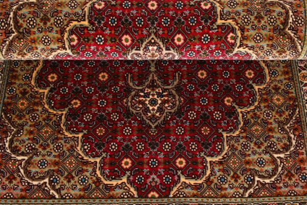 Tabriz Persian Rug 85 × 120 cm, Wool and Silk, hand-knotted — view 8